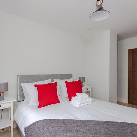 Spacious And Modern Apartment In Pimlico Лондон Экстерьер фото