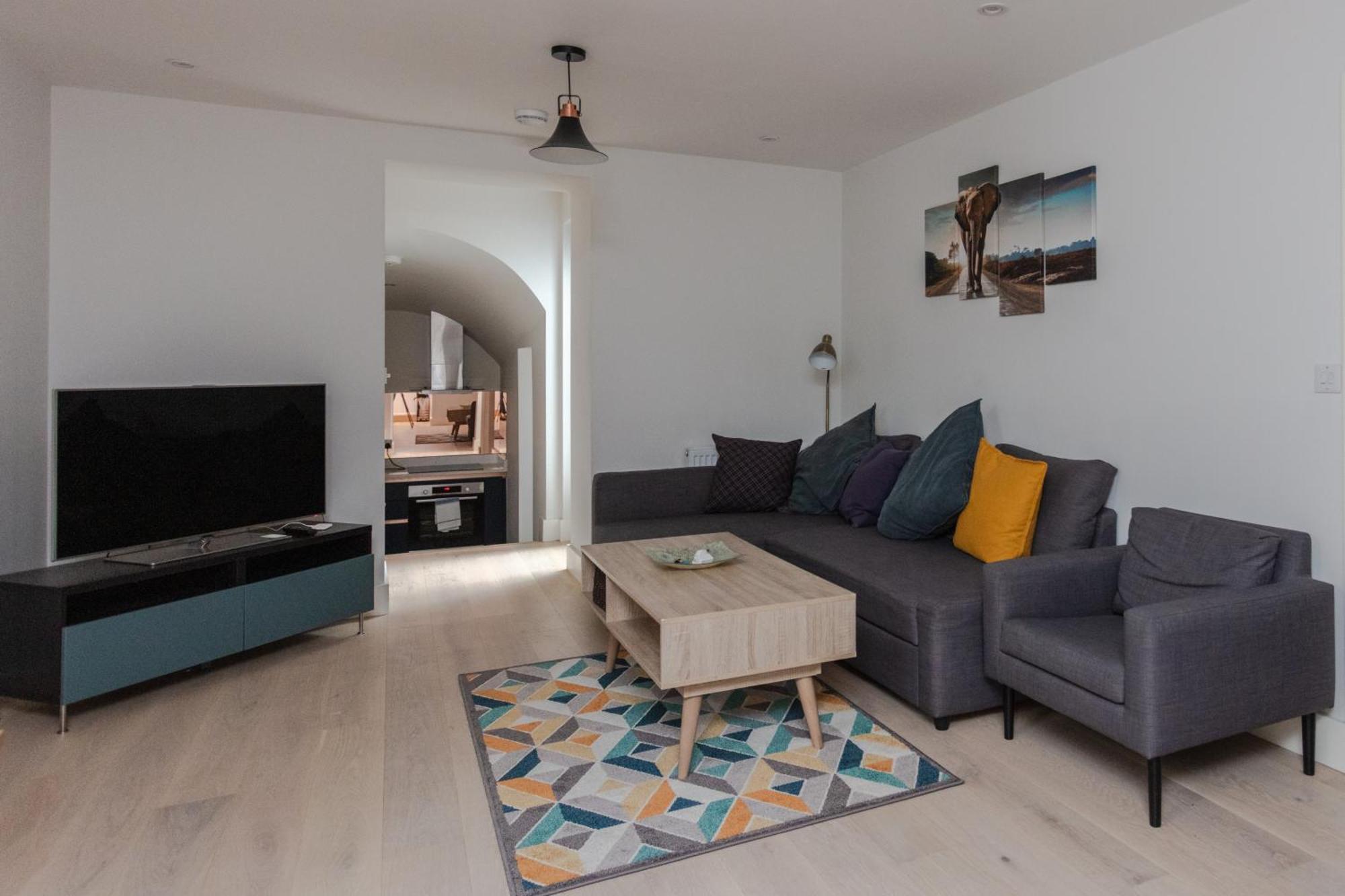 Spacious And Modern Apartment In Pimlico Лондон Экстерьер фото